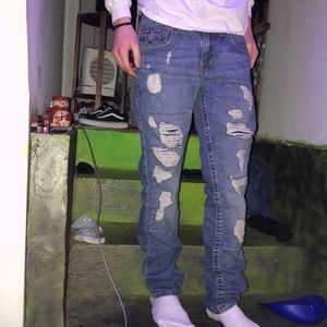 Size 31 True Religion slim jeans